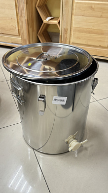 Отстойник для меда 56 л ( Китай) от магазина пчеловодства Lyson.by