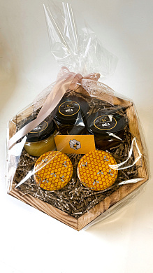 Подарочный набор " Микс на подносе Сота-4" от магазина пчеловодства Lyson.by