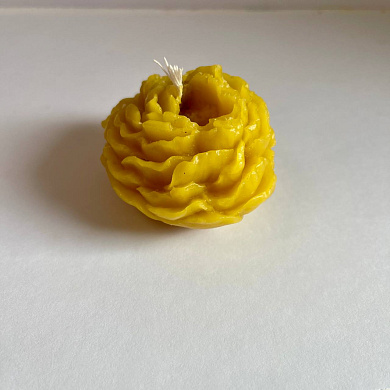 Свеча "Роза" (воск) от магазина пчеловодства Lyson.by