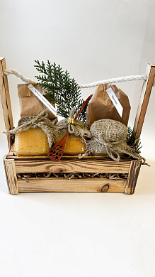 Подарочный набор в деревянном боксе-2 от магазина пчеловодства Lyson.by